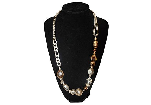 Sautoir à Perles Argentées au meilleur prix au Maroc