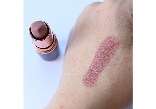 Revolution Makeup Revolution Iconic Matte Revolution Lipstick Chauffeur au meilleur prix au Maroc