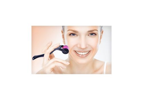 Derma Roller Système Pour Visage accélère le renouvellement cellulaire - 0.3mm au meilleur prix au Maroc